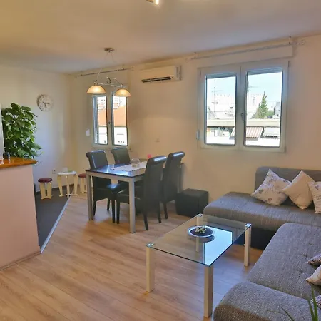 Anix Apartamento Split